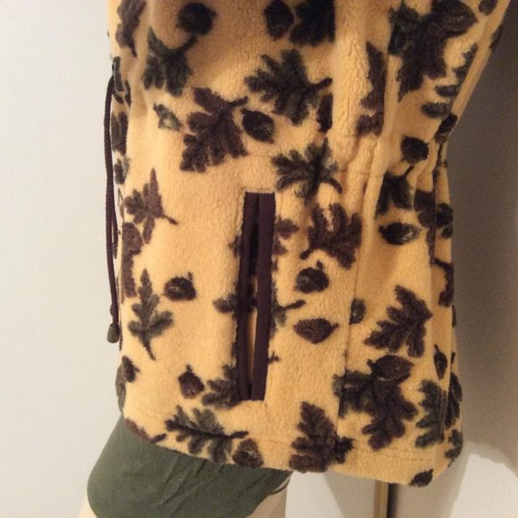 TSUNAMI Canadian-made Fleece vest autumn details Size M - Picture 6 of 12